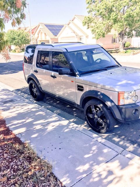 Custom Silver Land Rover — CBA-Era Personal Vehicle