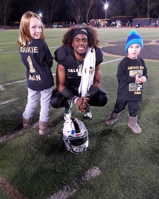 CBA Worldwide Family-Layer — Adult + 2 Kids in Black & Gold